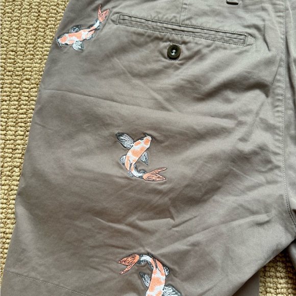 Lords of Harlech Edward Koi Shorts - men’s 34 - NWOT - color: elephant - Picture 9 of 9